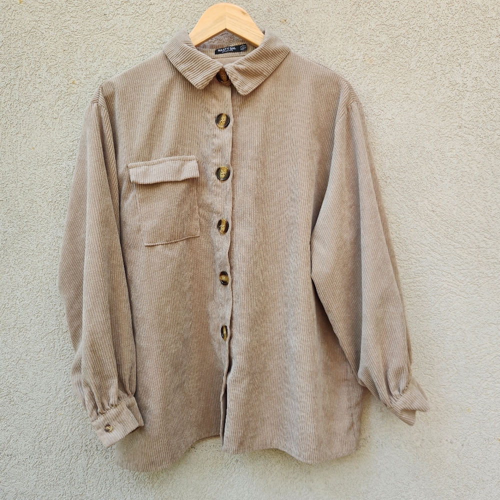 NASTY GAL Women's Shacket Size 8 Beige Corduroy Long Sleeve Oversized Jacket Top - Picture 2 of 12